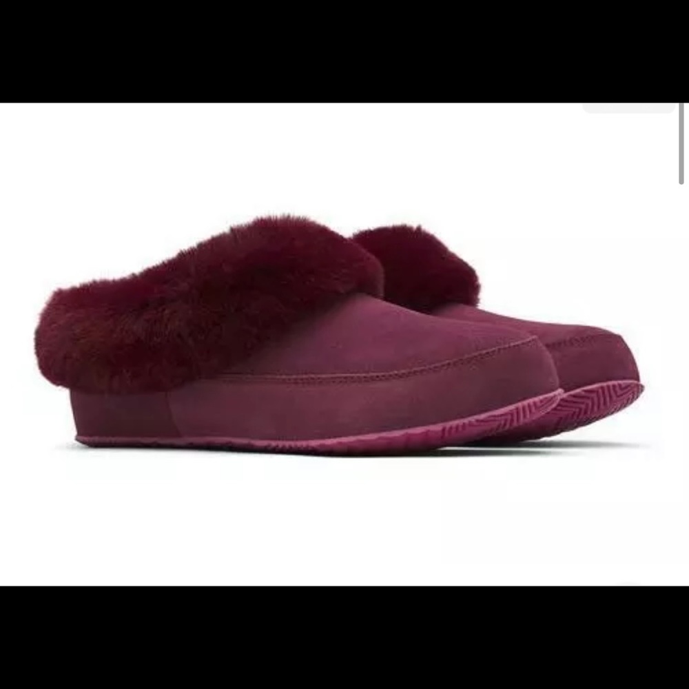 Sorel Go Coffee Run Slippers Wine Burgundy Size 9 Like New
